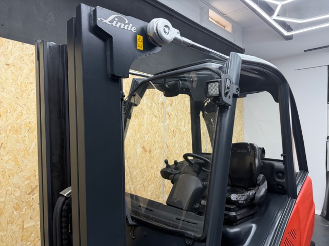 Linde H30D-02